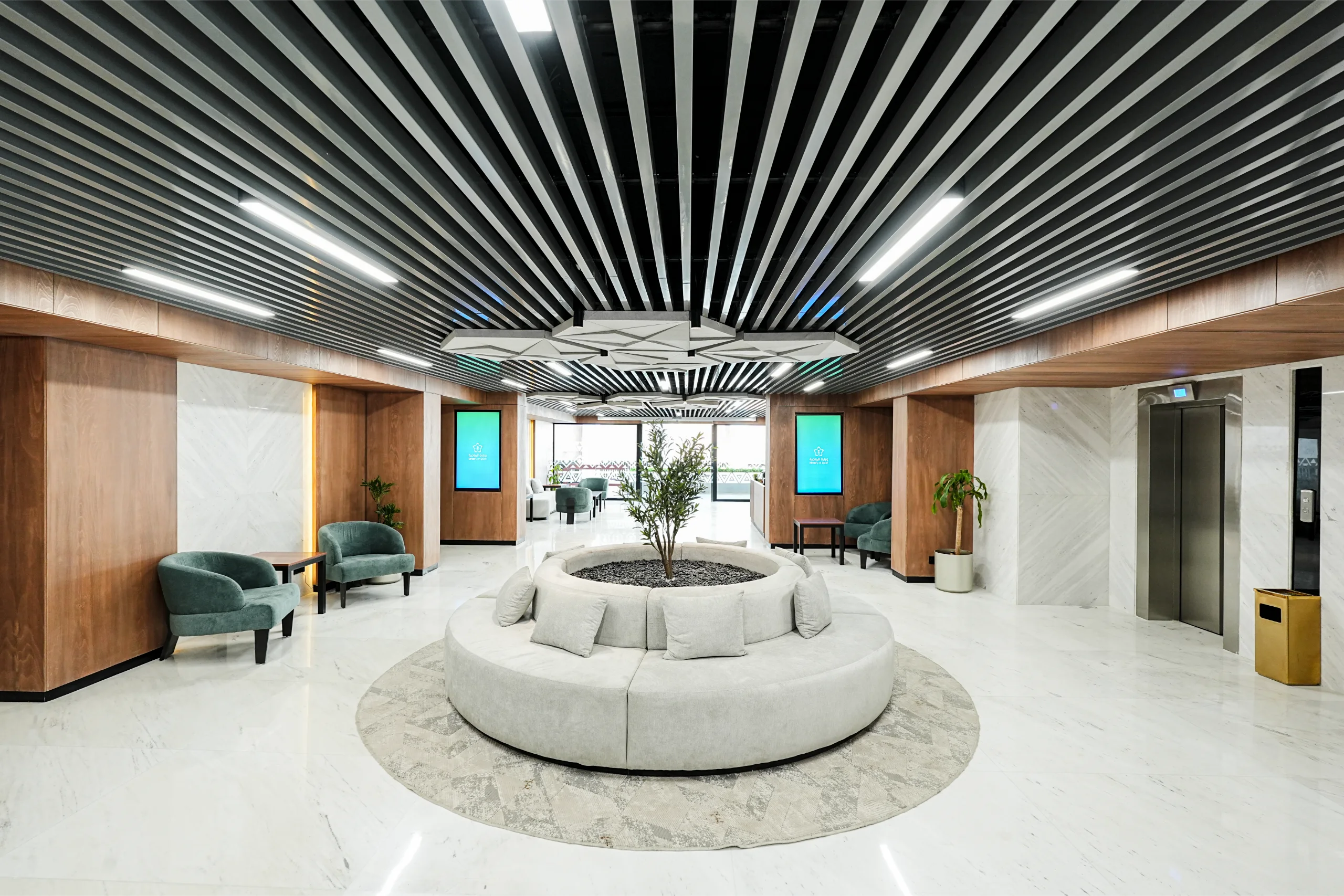 وزارة الرياضة السعودية: رؤية طموحة لقطاع الرياضة و تطويره باستخدام ديكور خشب مميز